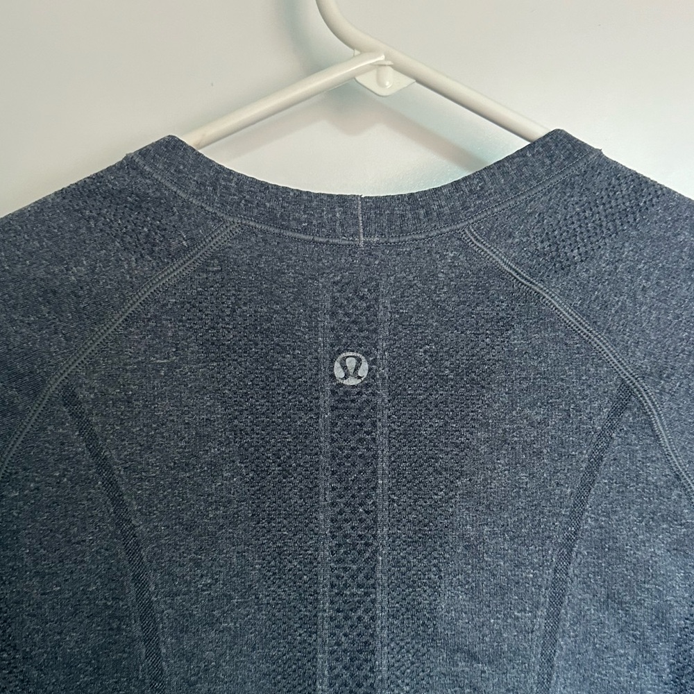 Lululemon Swiftly Tech - image 3